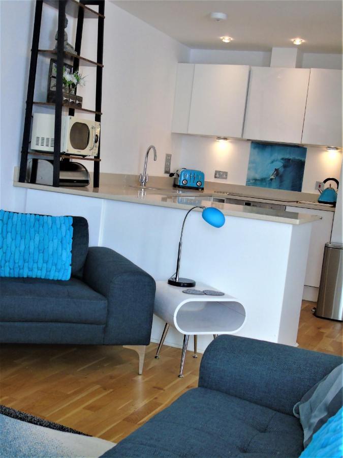 Seaview, Luxury Apartment, 2 Min Walk To Porth Beach Ньюки Экстерьер фото