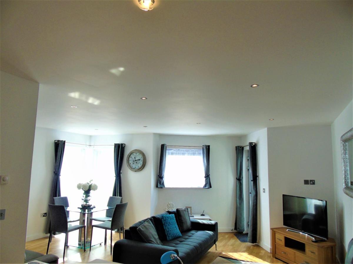 Seaview, Luxury Apartment, 2 Min Walk To Porth Beach Ньюки Экстерьер фото